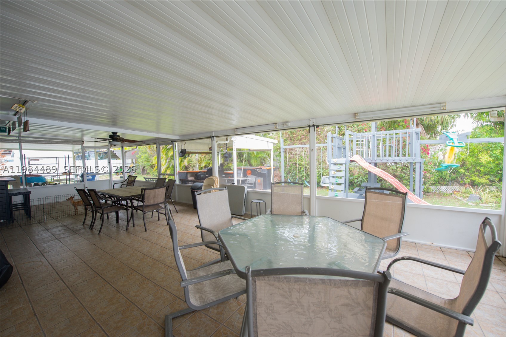 MOWRY DRIVE ESTATES - Residential