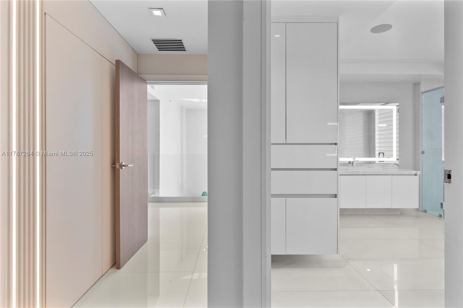 PARQUE TOWERS CONDO - Residential