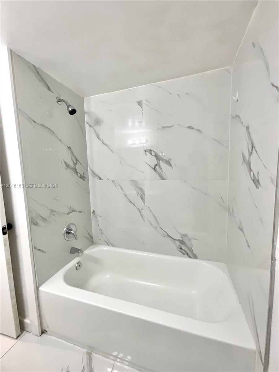 MELROSE PLACE SOUTH CONDO - Residential
