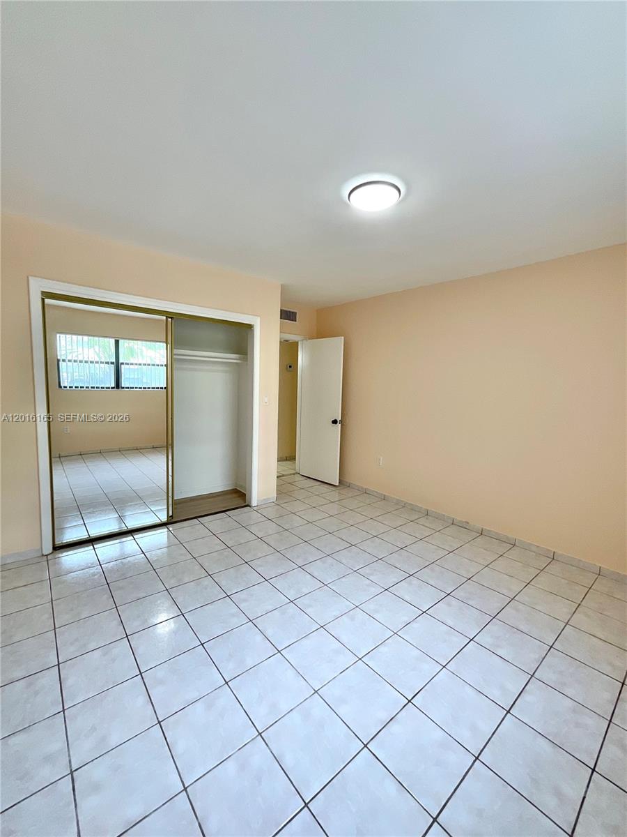 MELROSE PLACE SOUTH CONDO - Residential