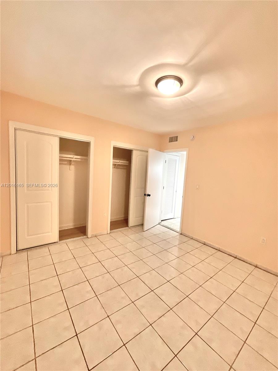 MELROSE PLACE SOUTH CONDO - Residential