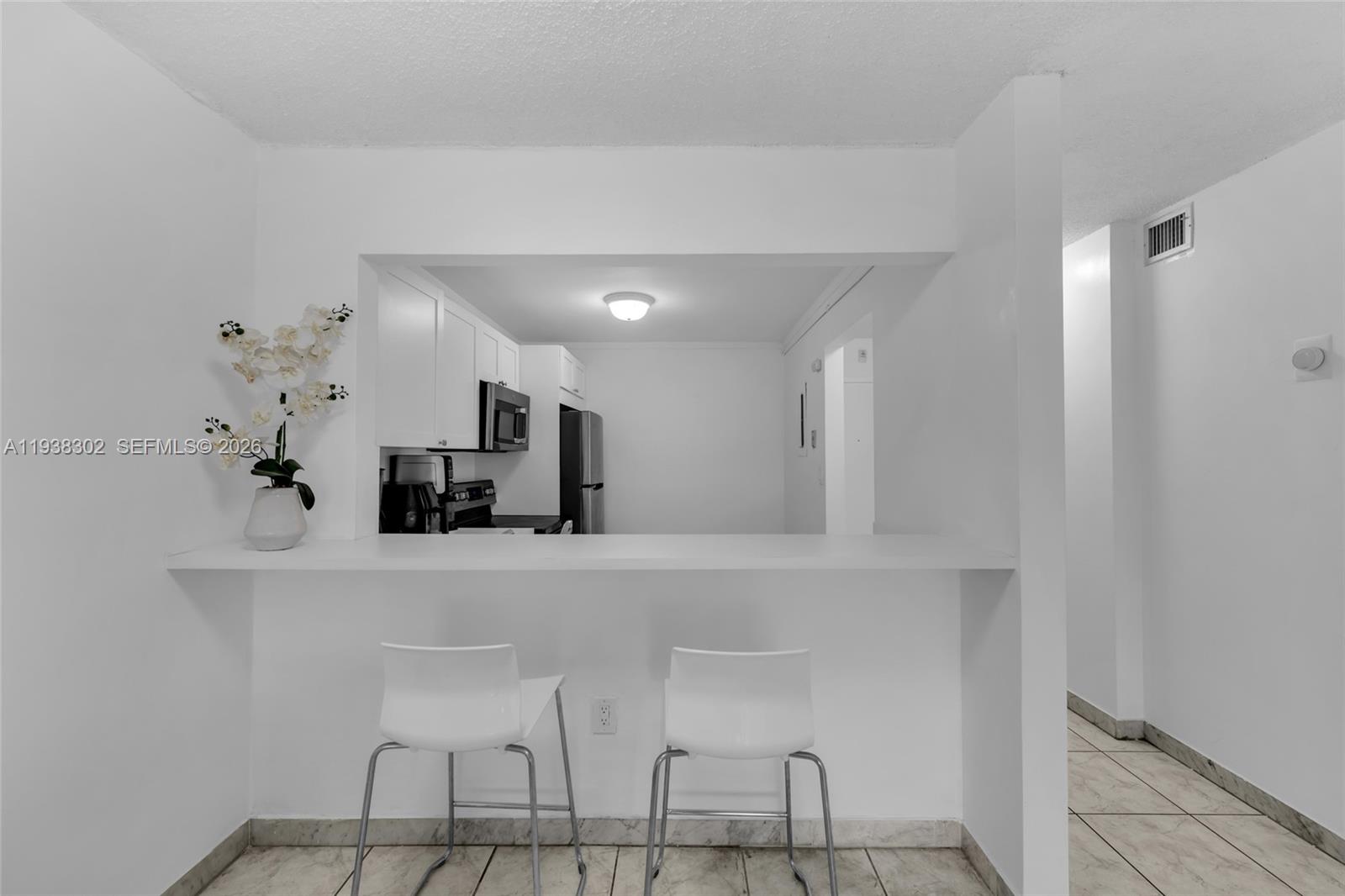 WINDWARD II CONDO - Residential