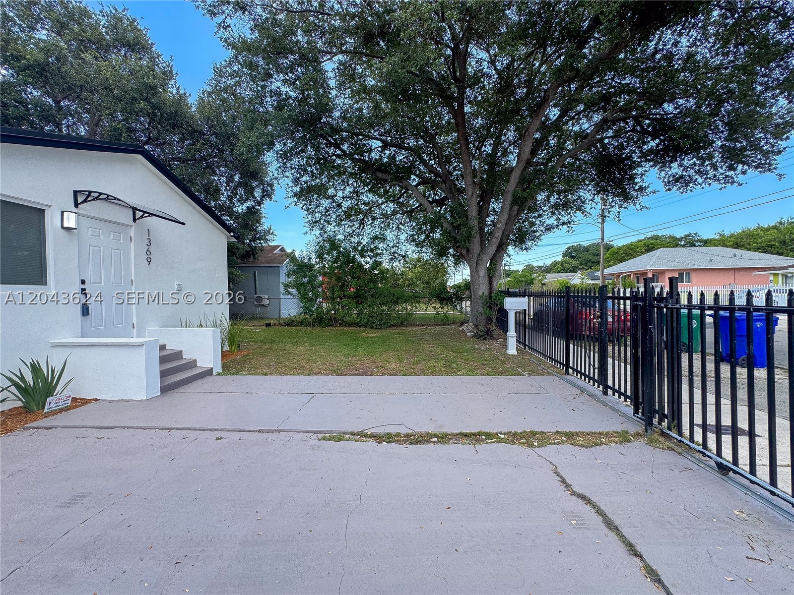 LIBERTY CITY HOMESITES - Residential