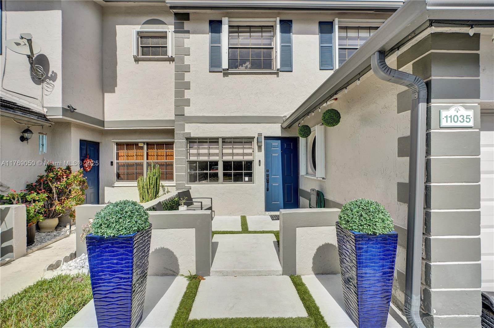 LA MAISON AT THE HAMMOCKS - Residential