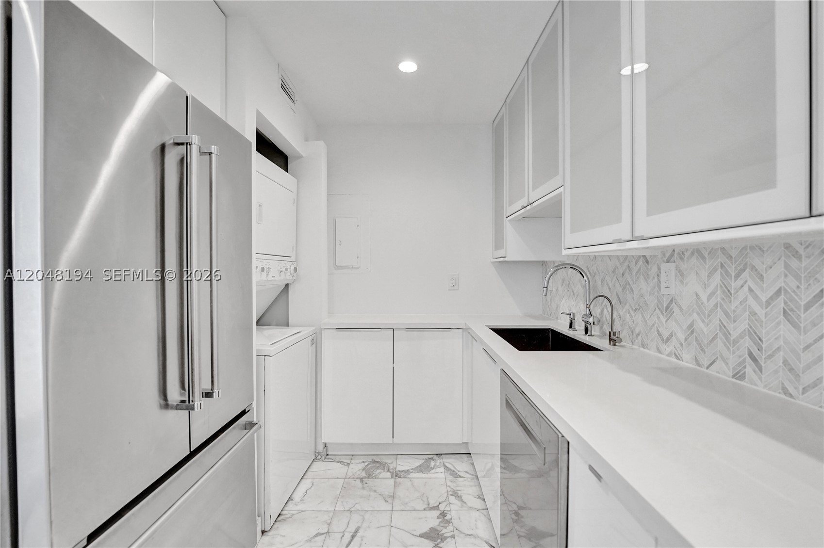 TURNBERRY ISLE CONDO - Residential Lease