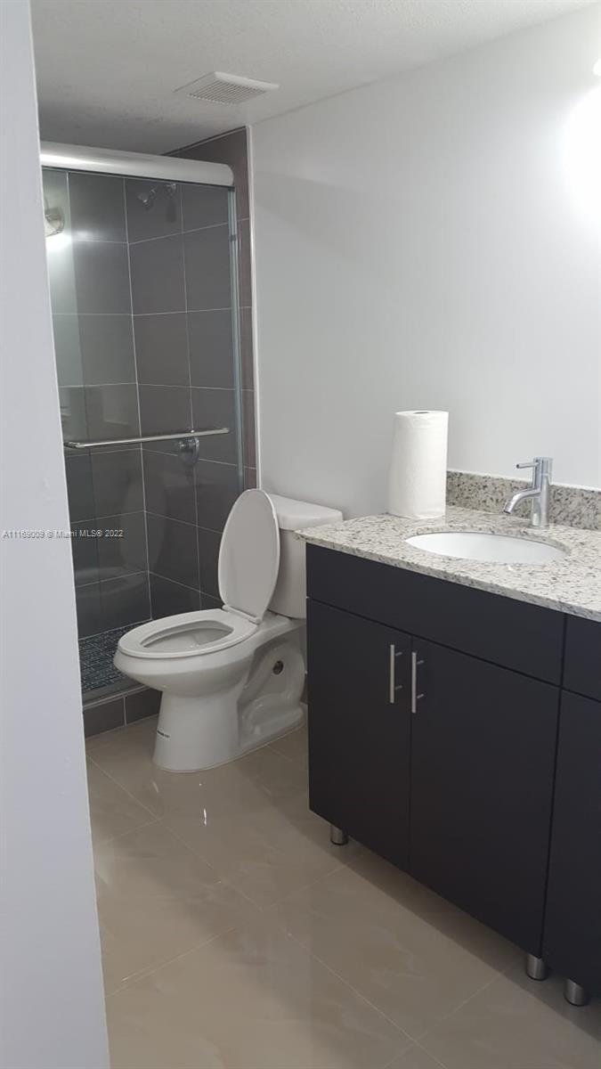 PEPPERMILL AT KENDALE LAKE - Residential