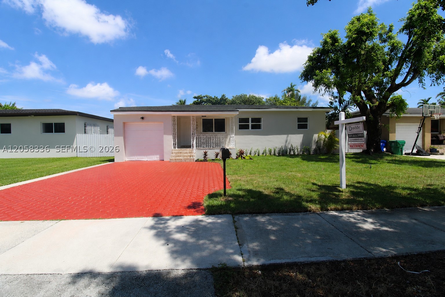 WINONA PARK - Residential