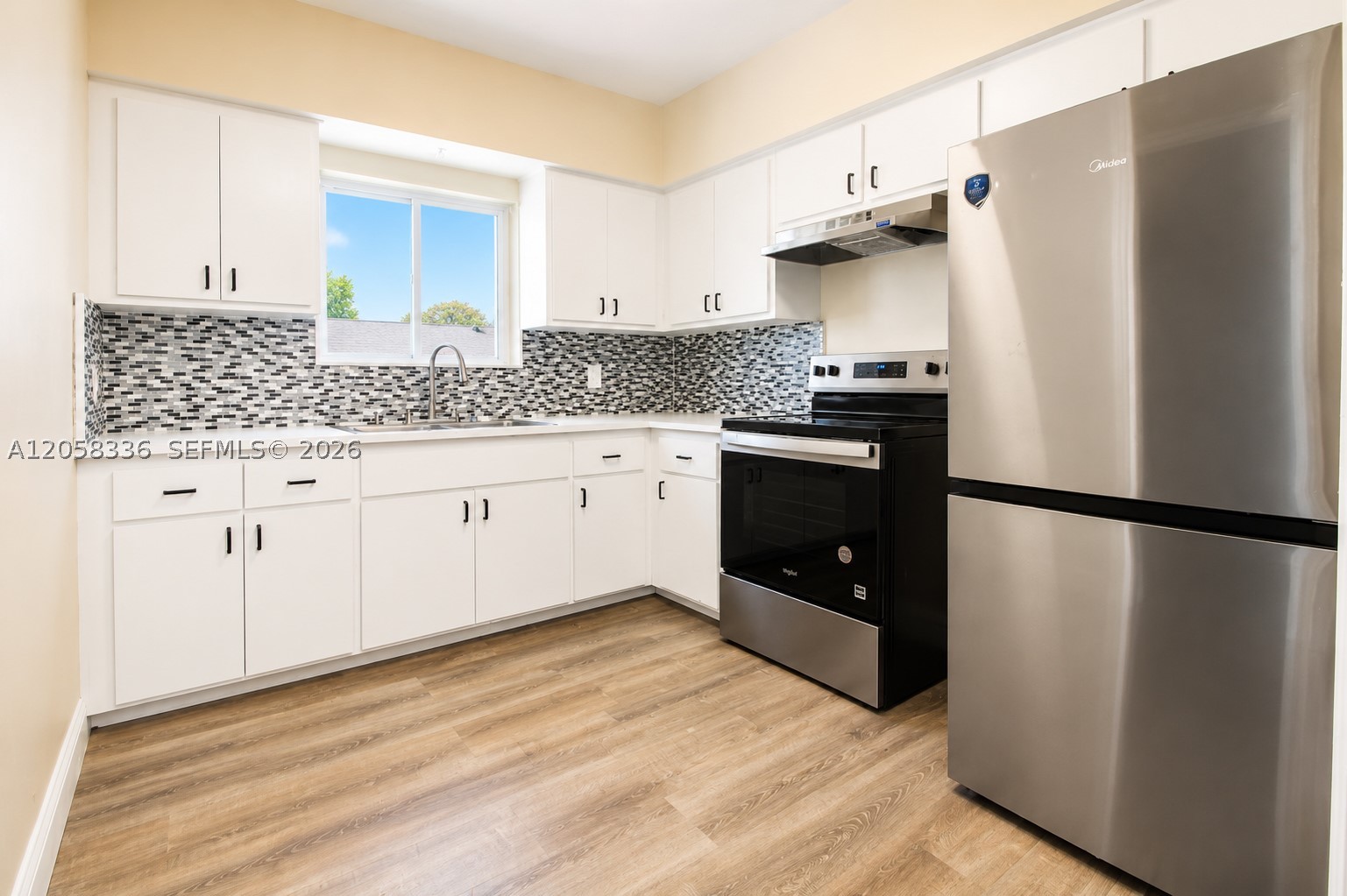 WINONA PARK - Residential