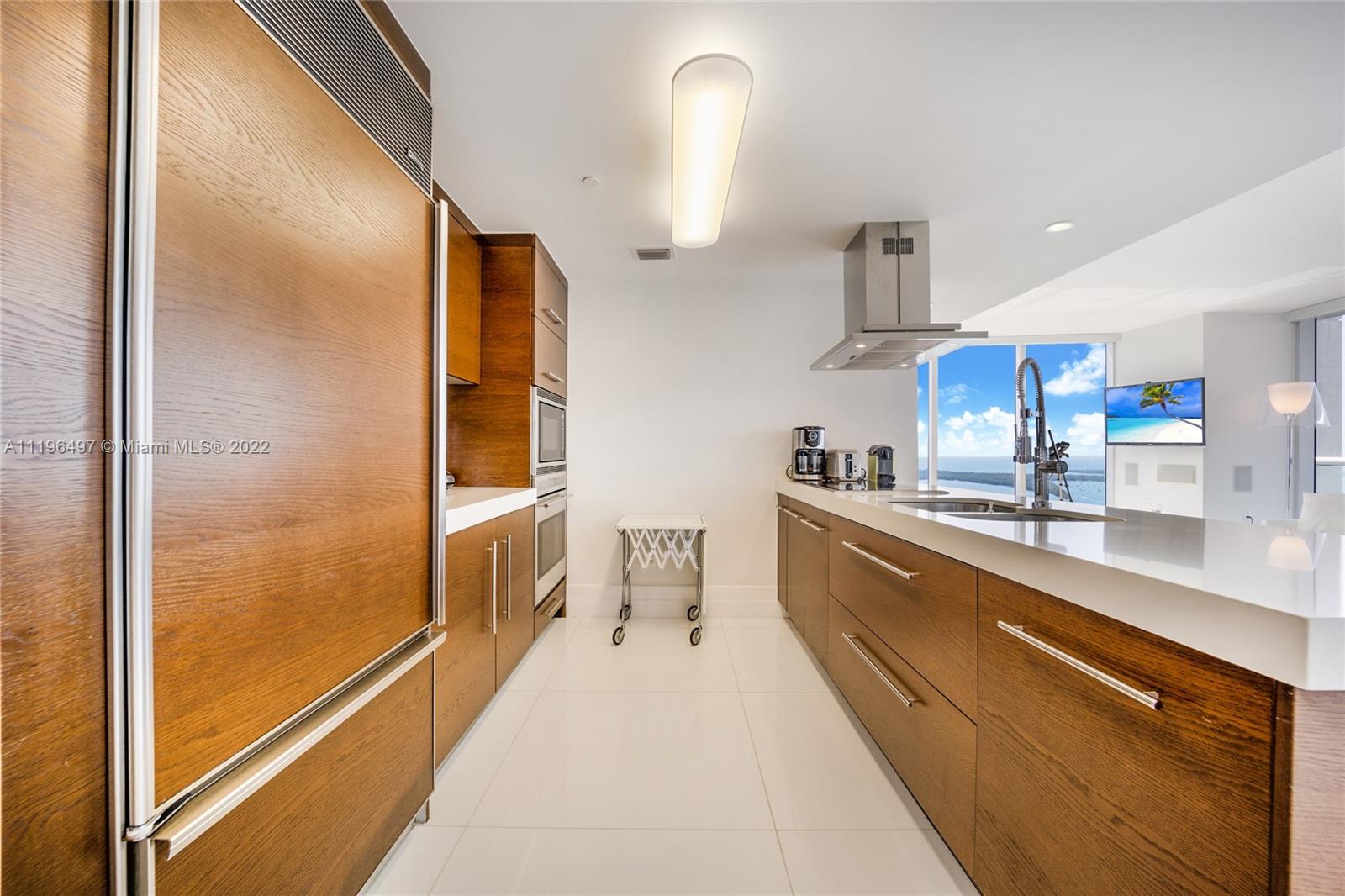 ICON BRICKELL NO TWO - Residential