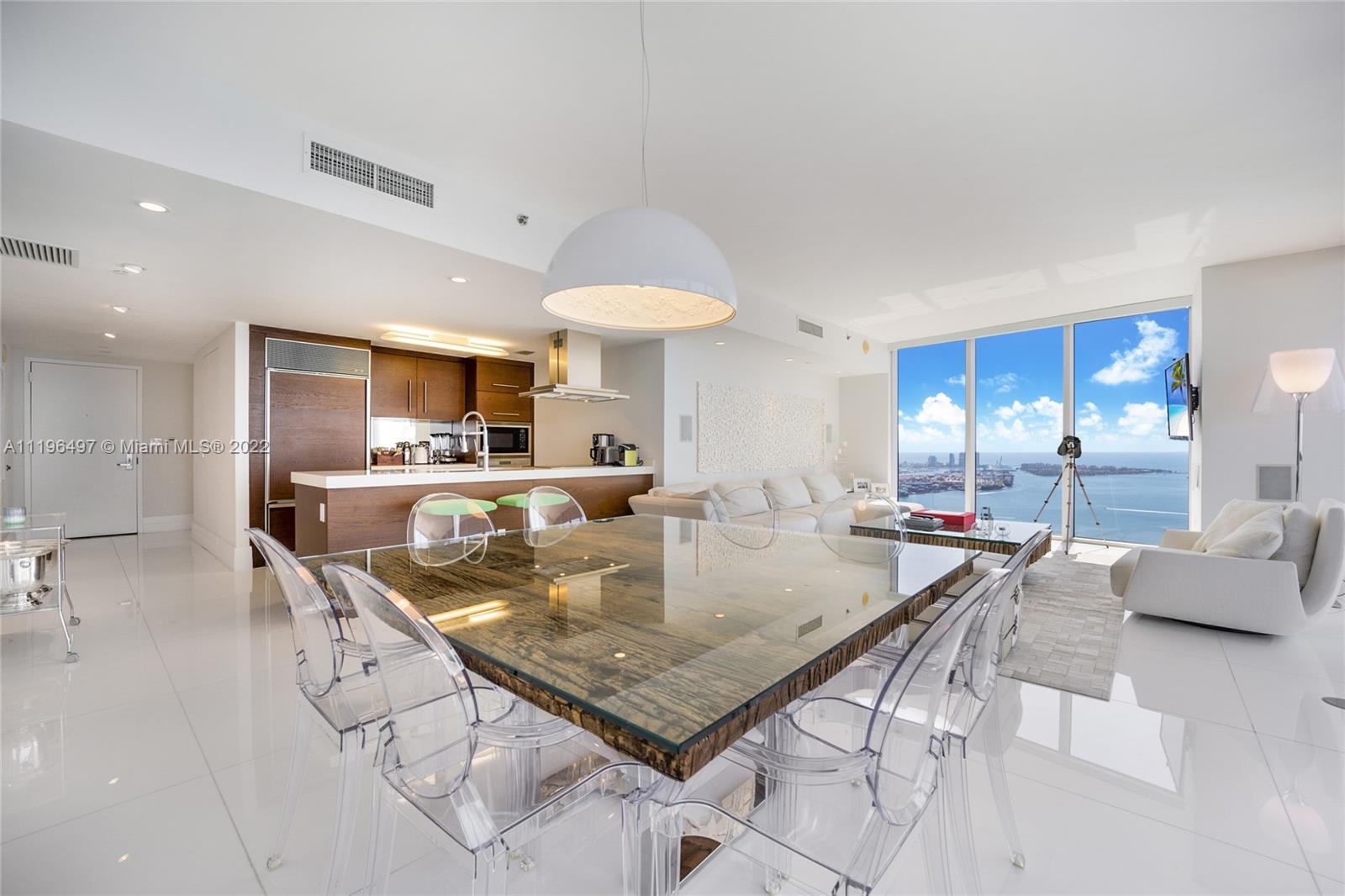 ICON BRICKELL NO TWO - Residential