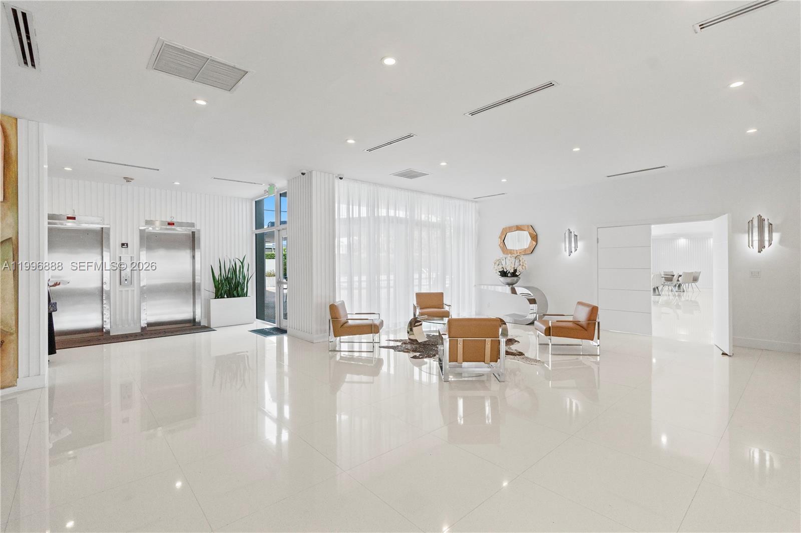 OCEAN PARK CONDO - Residential