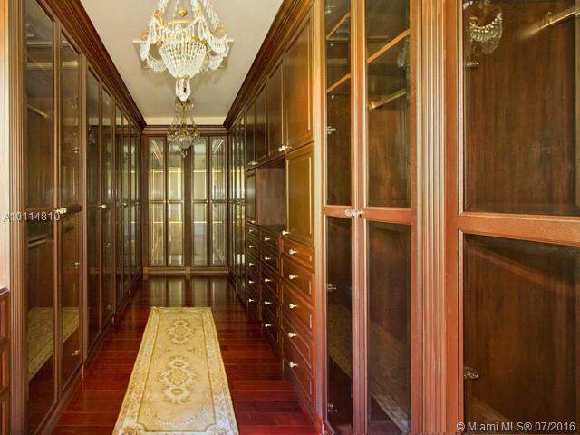 HILLSBORO MILE - Residential