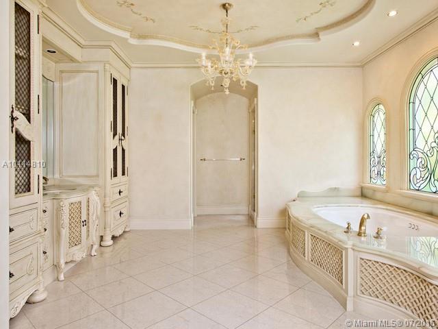 HILLSBORO MILE - Residential