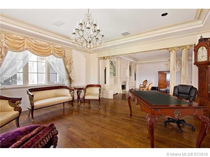 HILLSBORO MILE - Residential