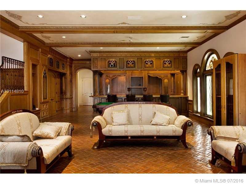 HILLSBORO MILE - Residential
