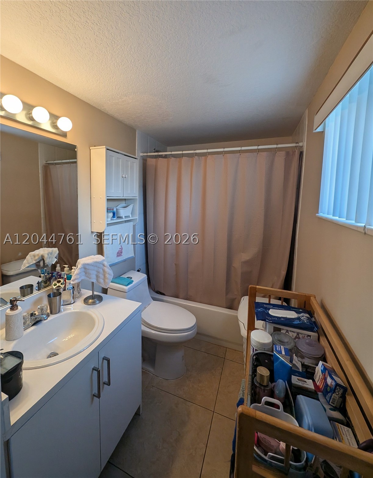 SUNSHINE CONDO - Residential