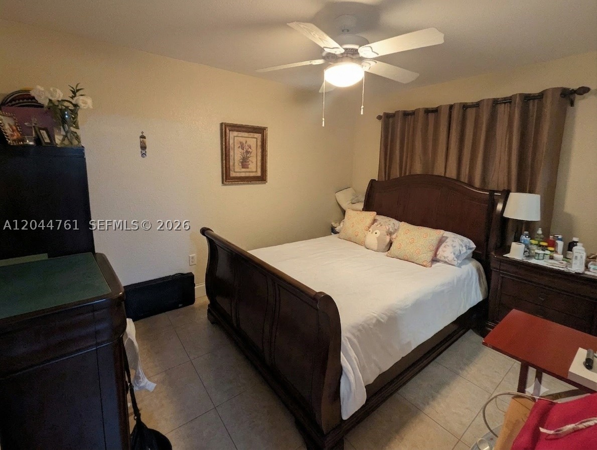 SUNSHINE CONDO - Residential