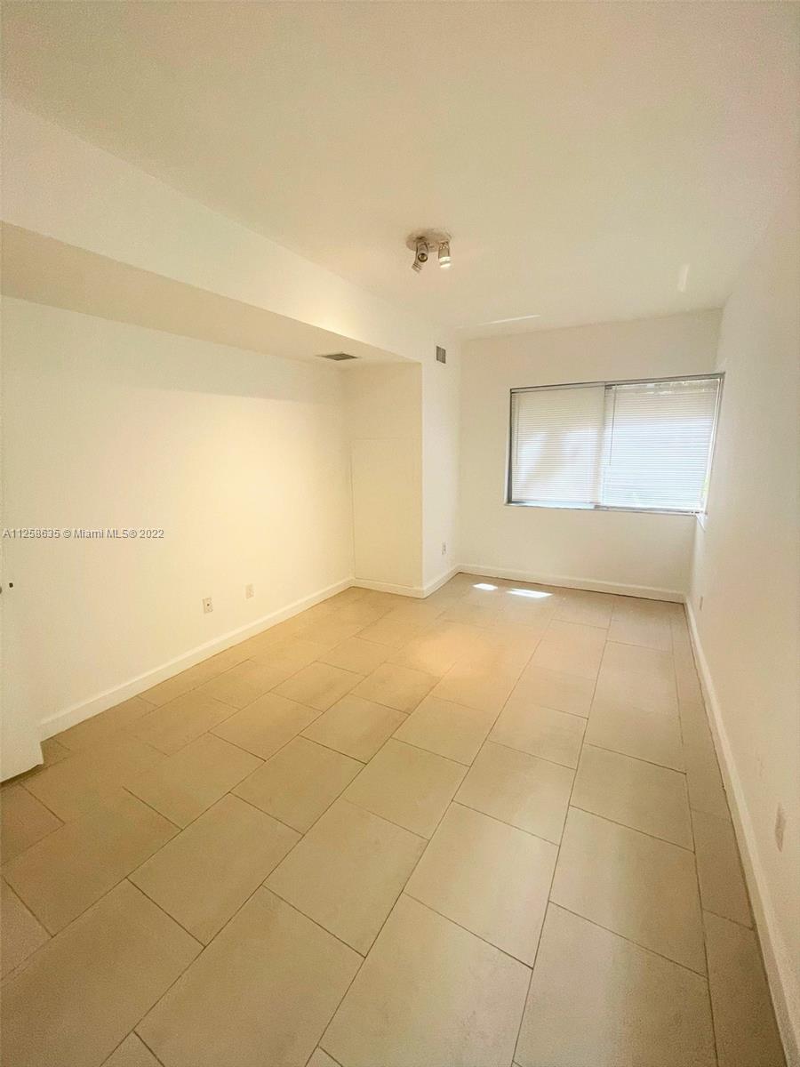 RUE VERSAILLES CONDO - Residential Lease