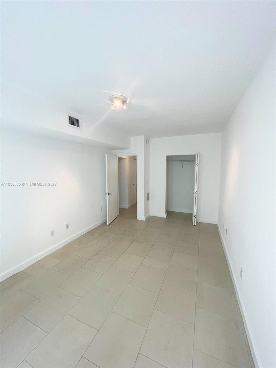 RUE VERSAILLES CONDO - Residential Lease