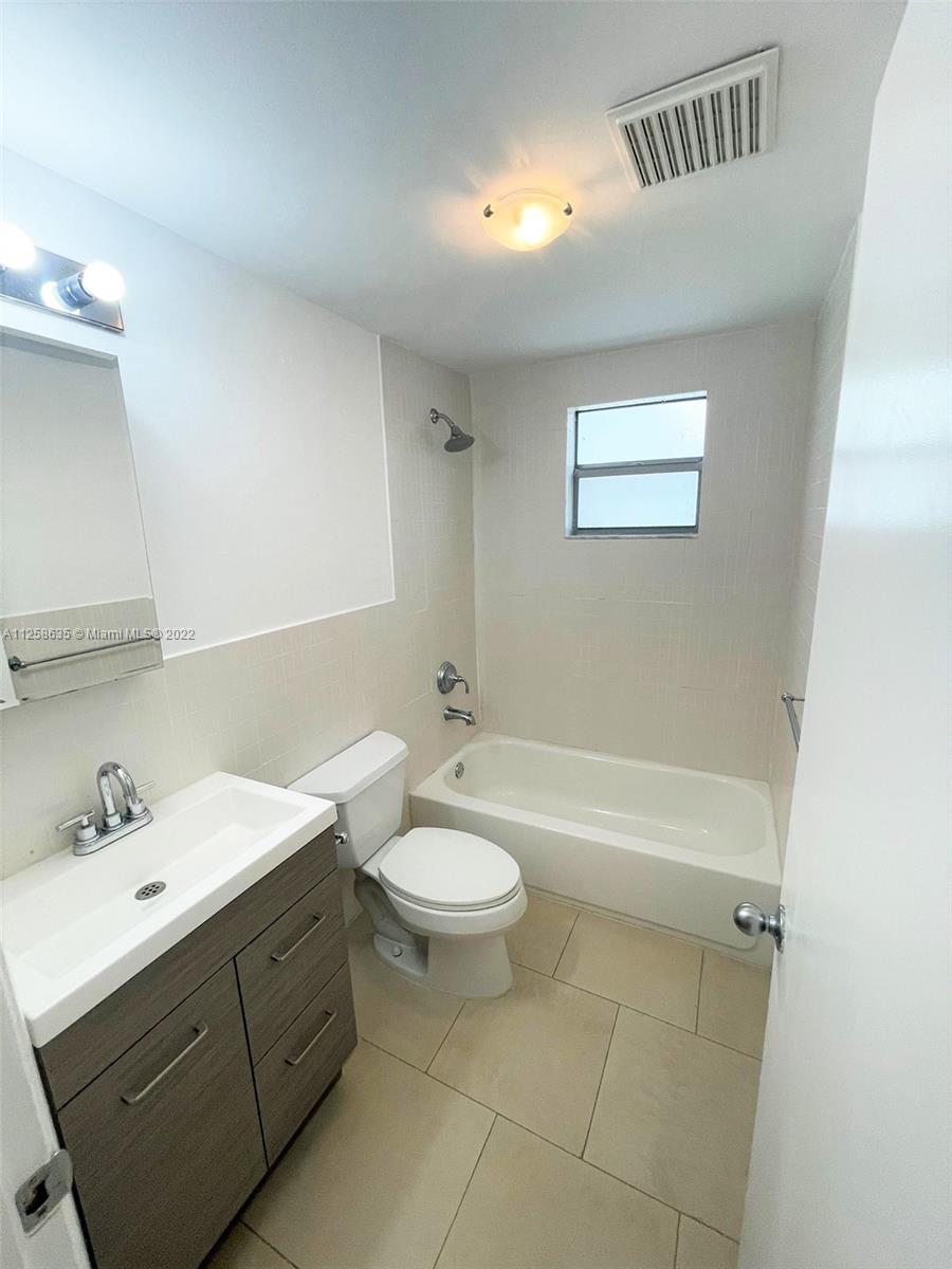 RUE VERSAILLES CONDO - Residential Lease