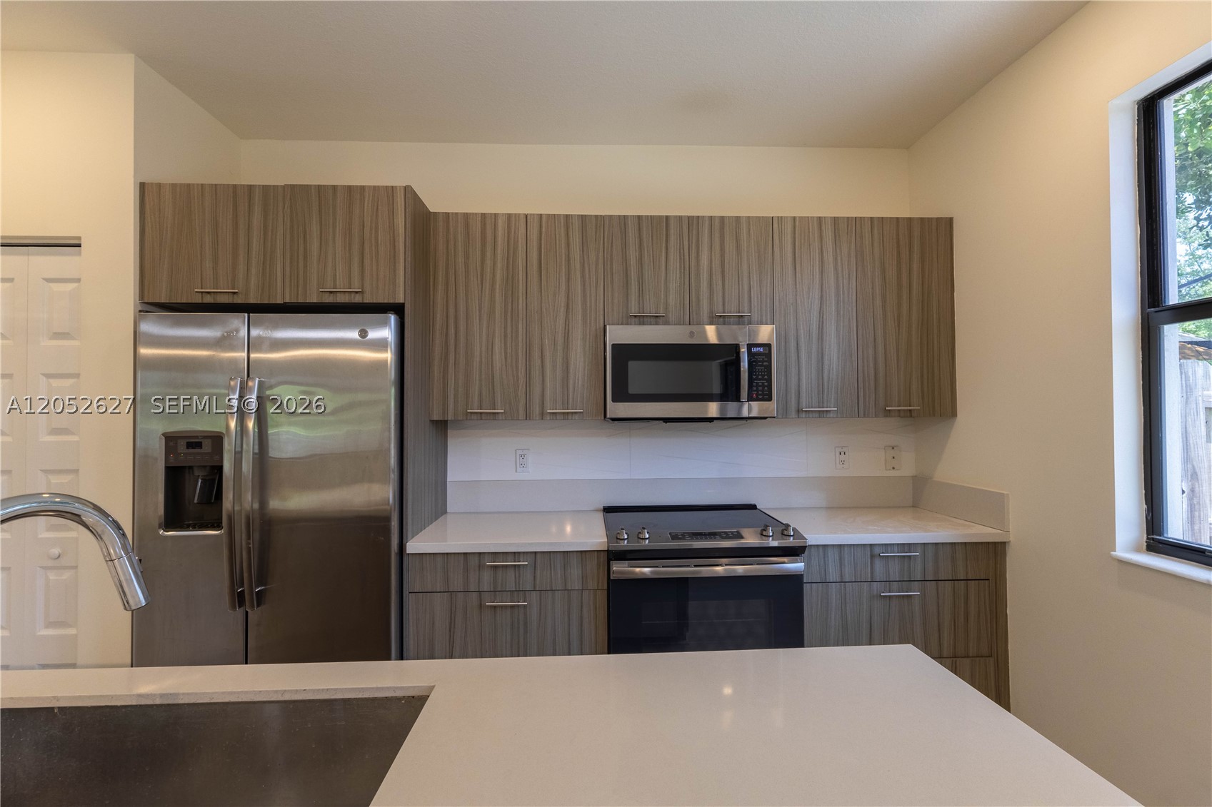 HIGHLAND AT PARK CENTRAL - Residential Lease