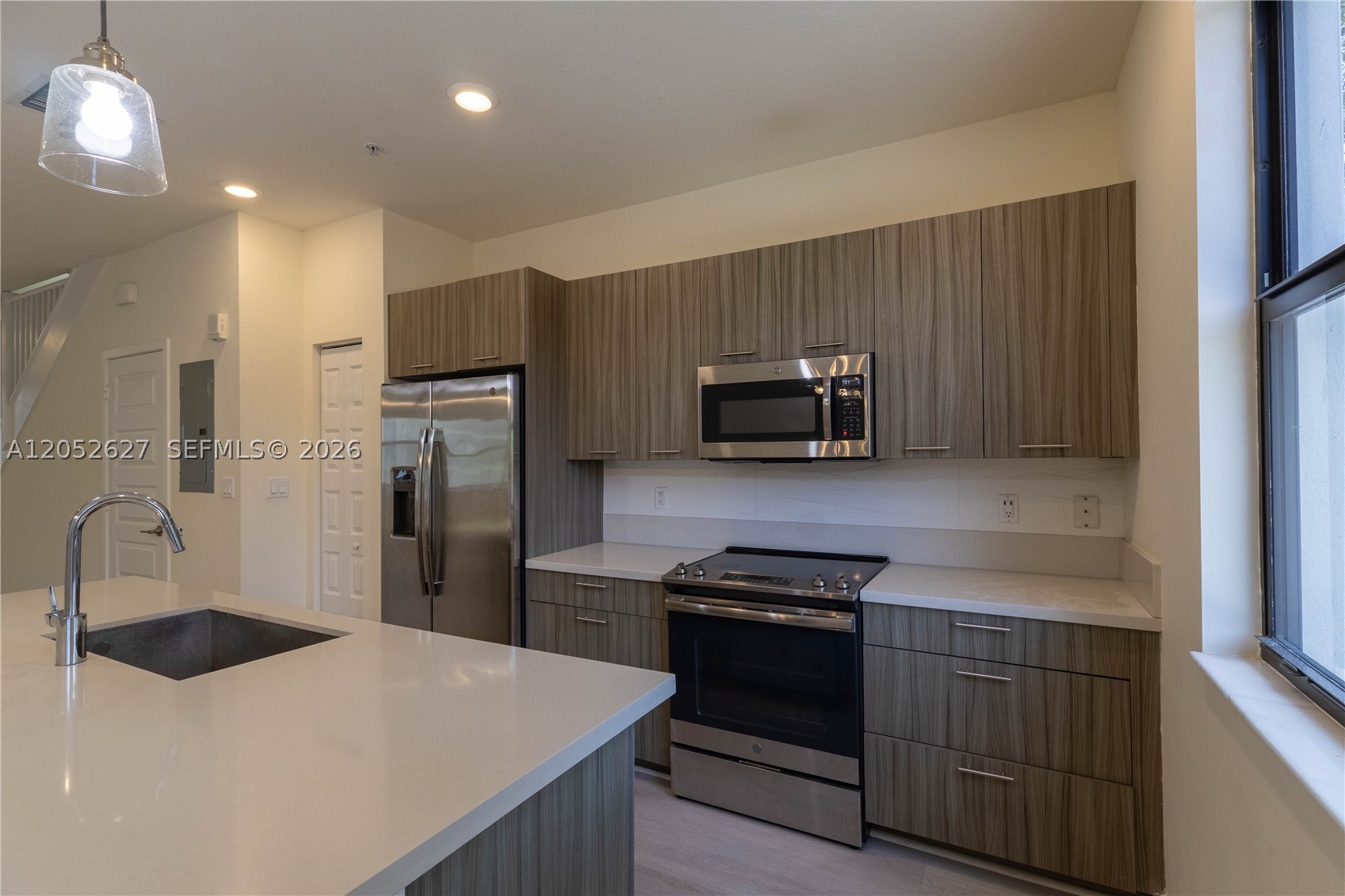 HIGHLAND AT PARK CENTRAL - Residential Lease