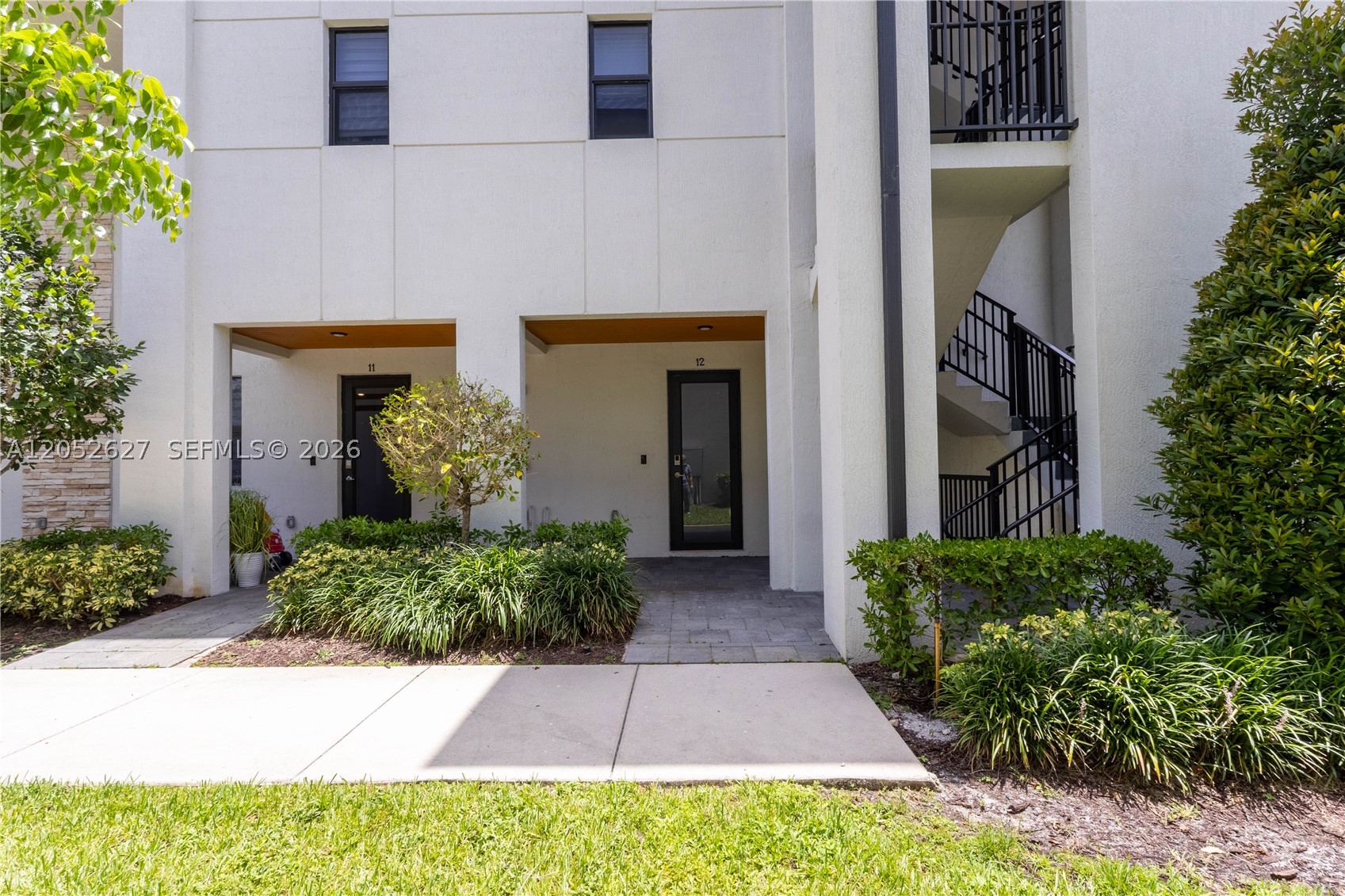 HIGHLAND AT PARK CENTRAL - Residential Lease