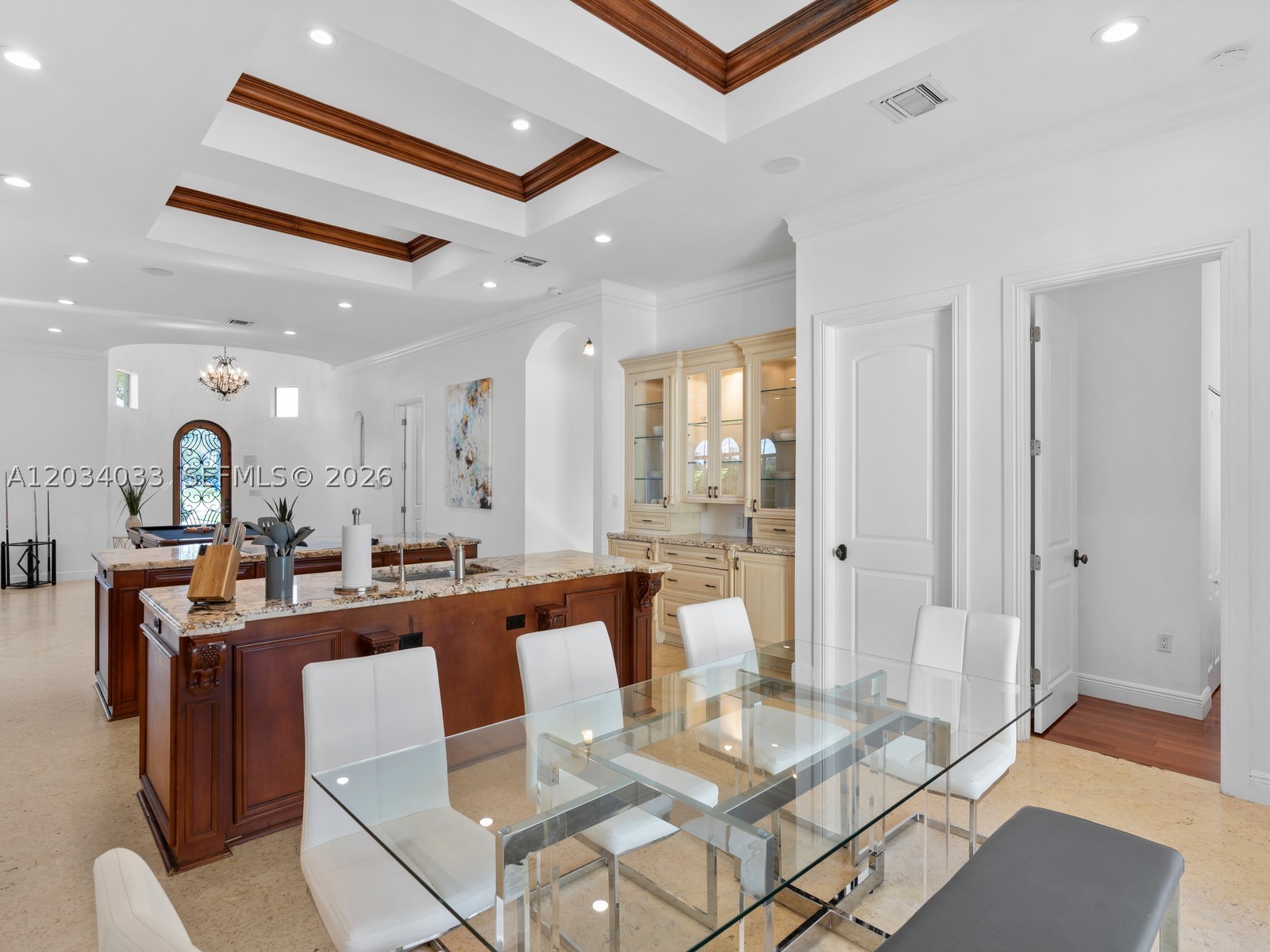HOLLYWOOD LAKES SECTION - Residential Lease