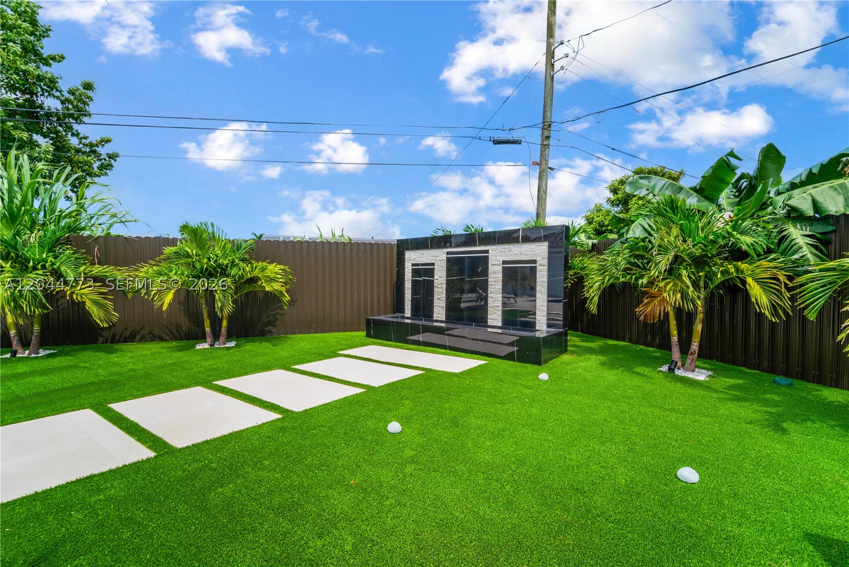 TOWN PARK HEIGHTS - Residential
