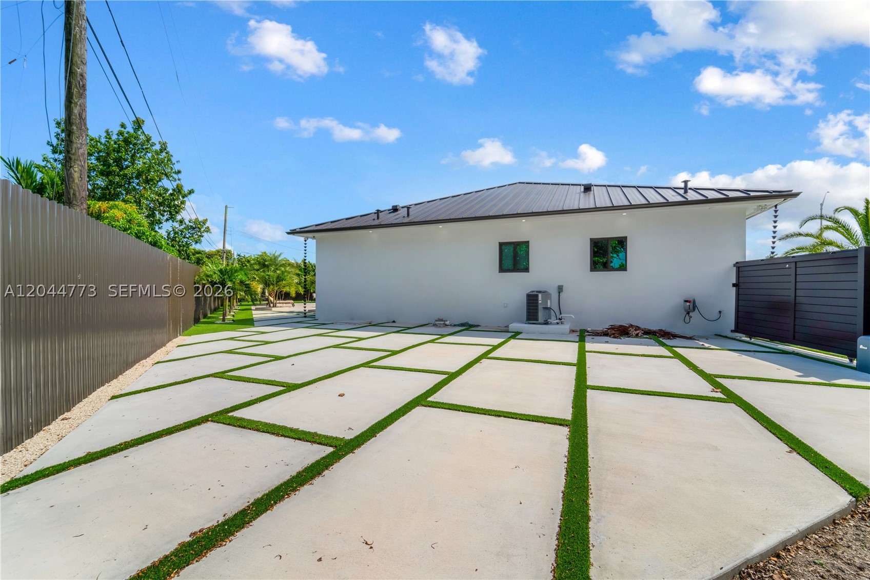 TOWN PARK HEIGHTS - Residential