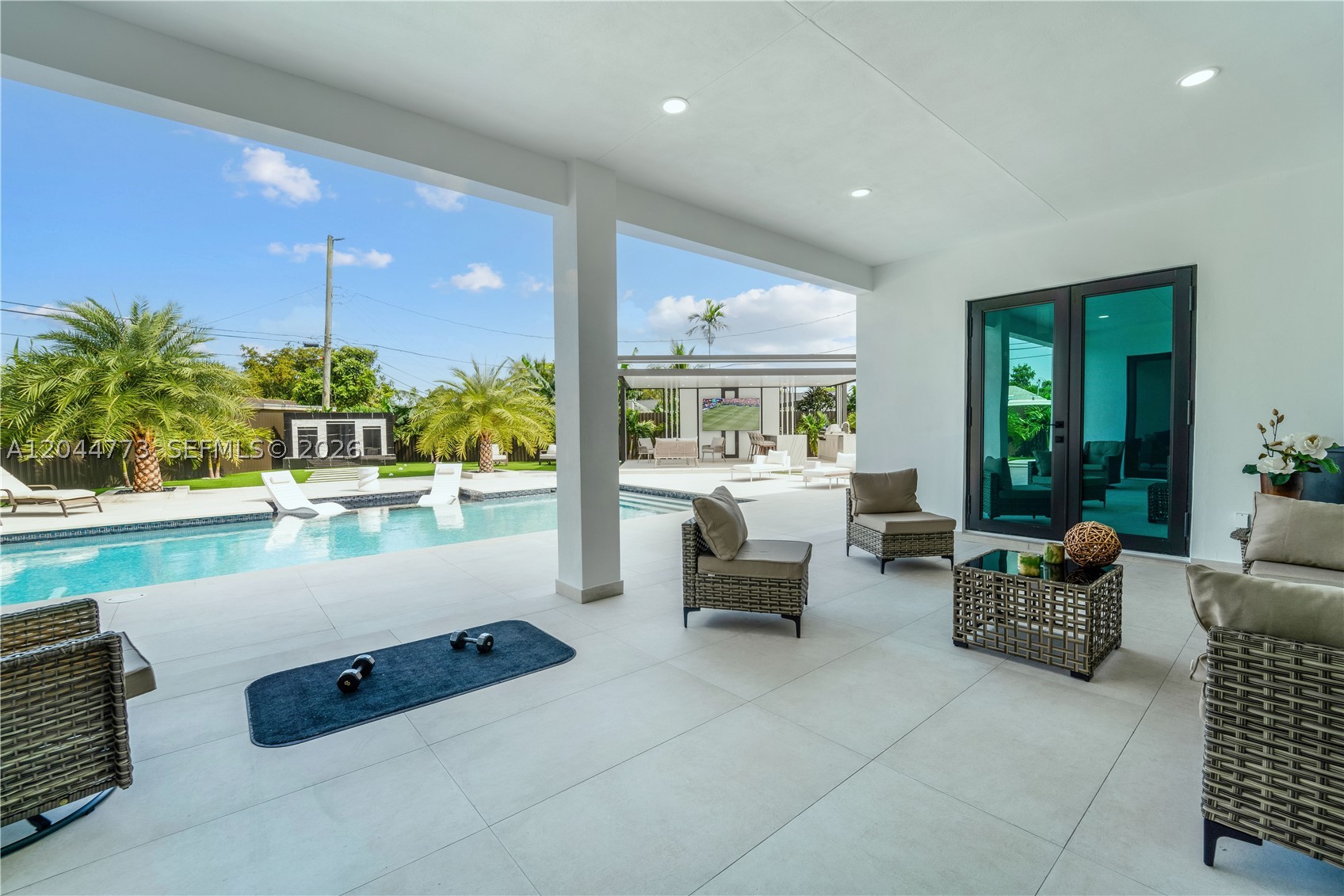 TOWN PARK HEIGHTS - Residential