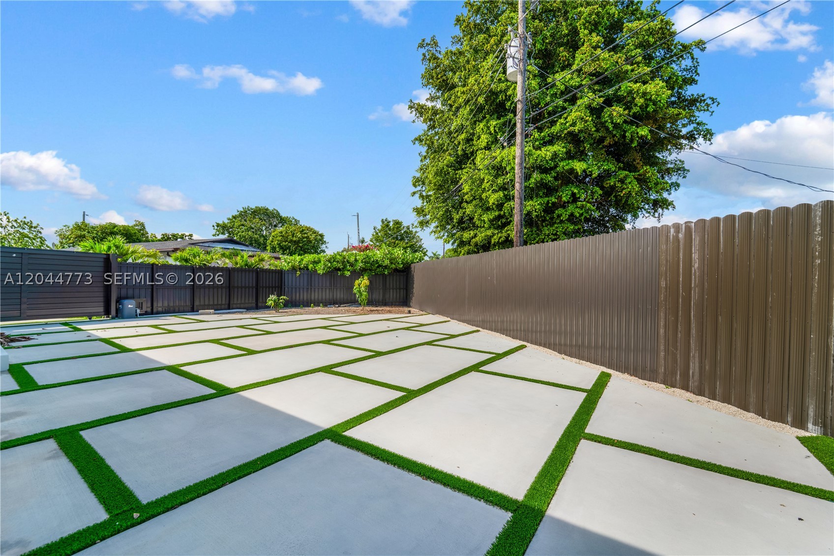 TOWN PARK HEIGHTS - Residential
