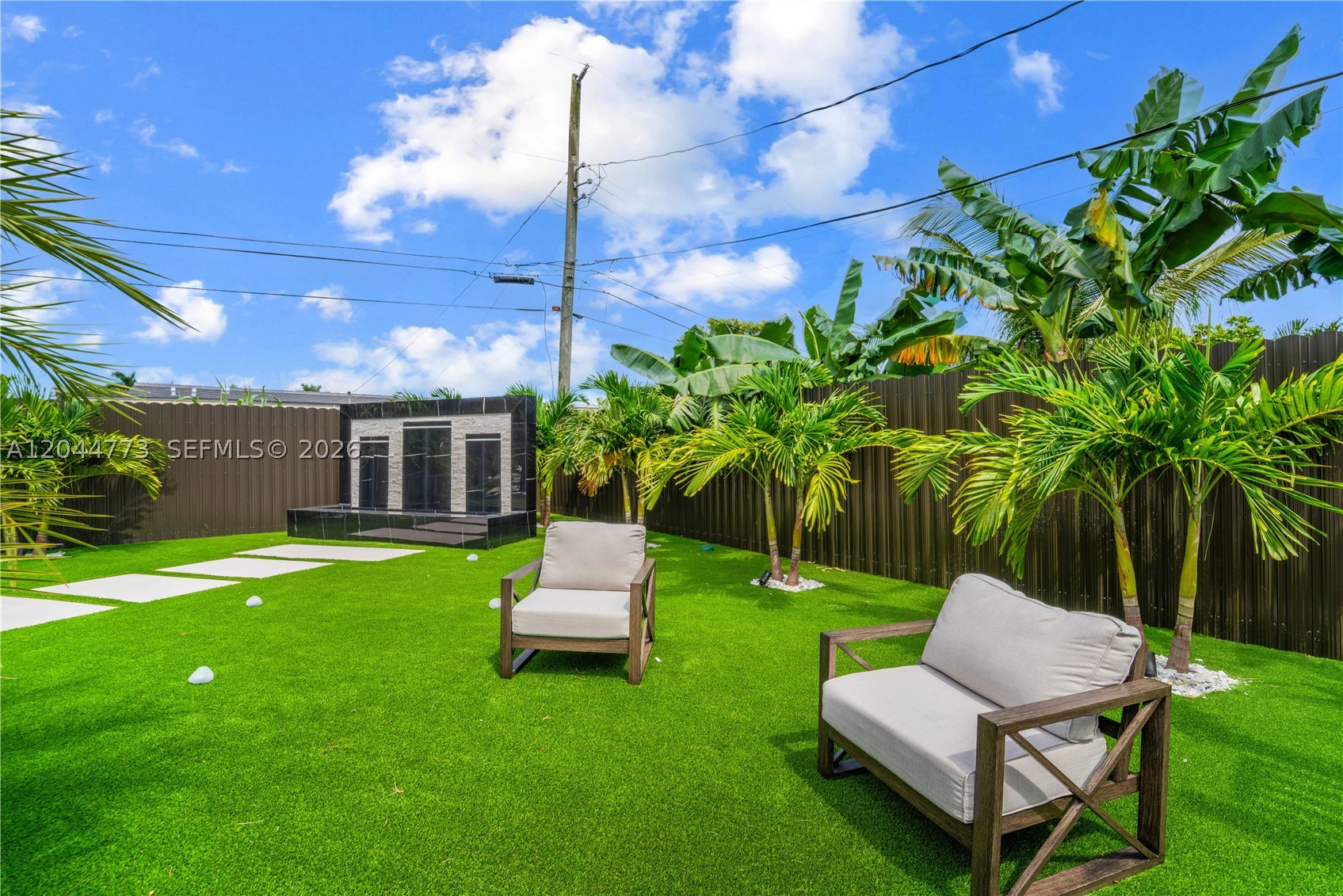 TOWN PARK HEIGHTS - Residential