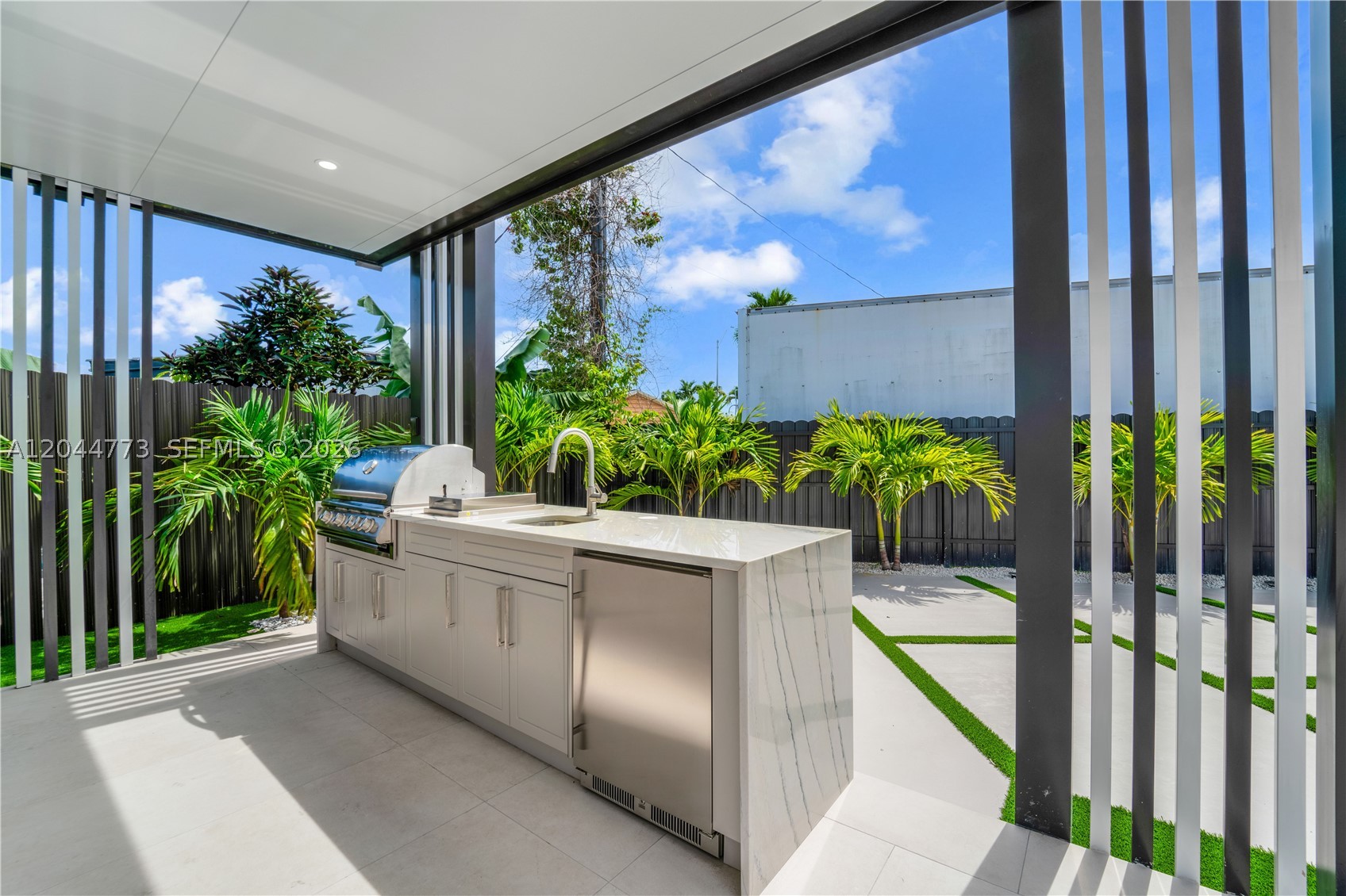 TOWN PARK HEIGHTS - Residential