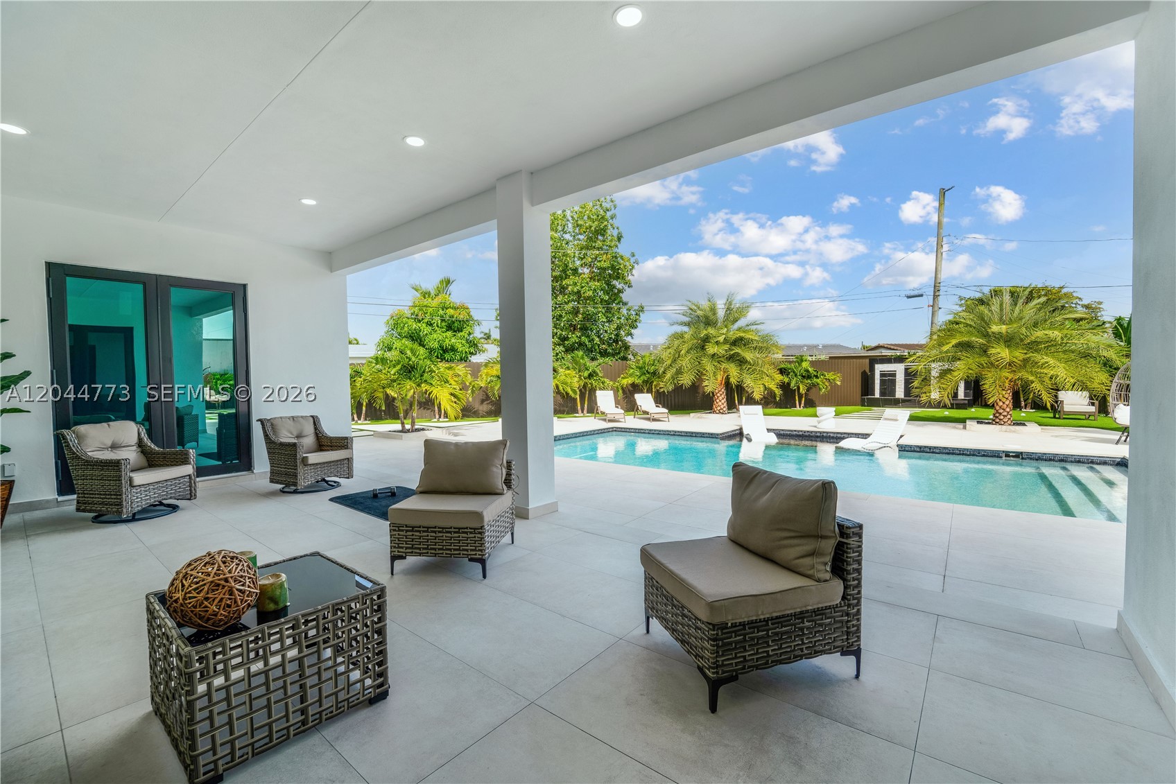 TOWN PARK HEIGHTS - Residential