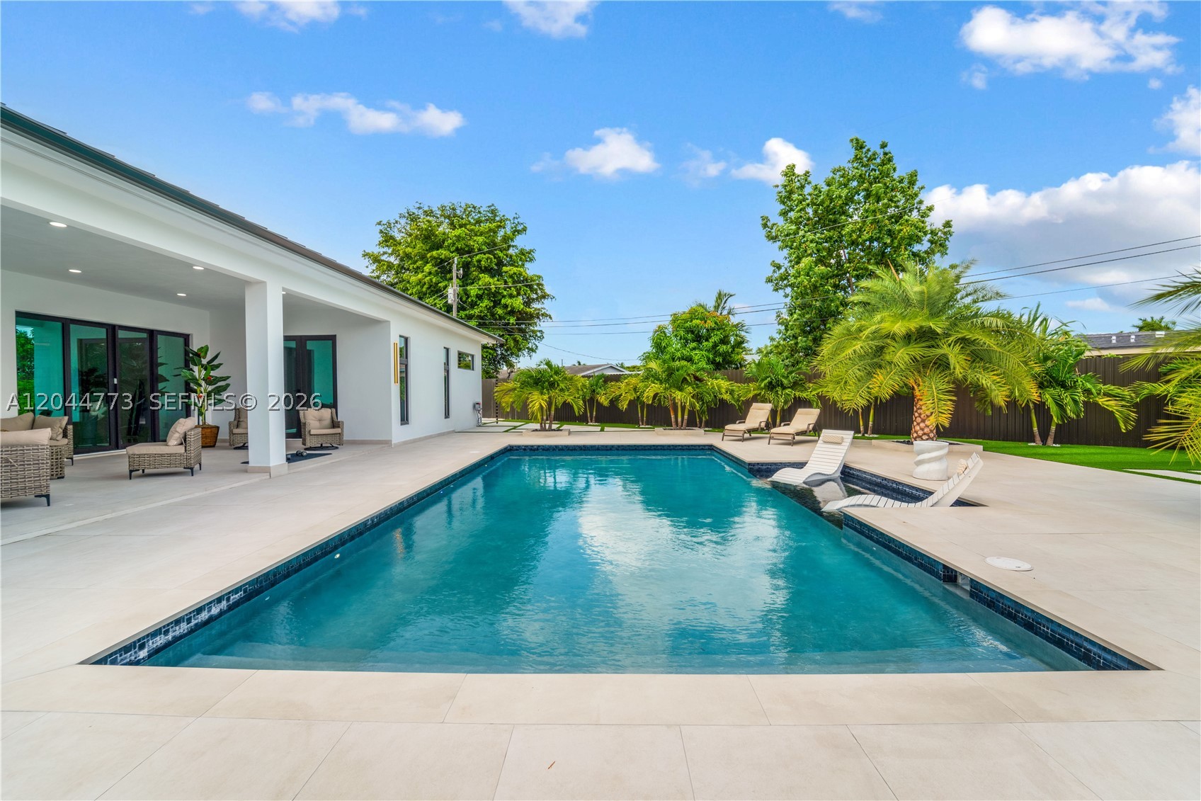 TOWN PARK HEIGHTS - Residential