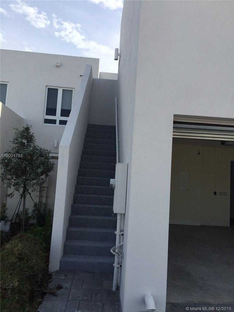 NEW AND BEAUTIFUL STUDIO AT THIS NEXTGEN TOWNHOUSE SITUATED IN LANDMARK, NESTLED WITHIN THE VIBRANT CITY OF DORAL. THIS SPACIOUS AND OPEN LAYOUT PRIVATE SUITE COMES WITH A WASHER AND DRYER, MODERN AND ELEGANT KITCHEN, BEAUTIFUL FLOORS AND BATHROOM. ENJOY THE CONVENIENCE OF BEING NEAR SHOPPING MALLS, RESTAURANTS, ENTERTAINMENT, PARKS, CITY OF DORAL, COLLEGES, UNIVERSITIES, AND MORE. DORAL - THE PERFECT PLACE TO LIVE, WORK, AND PLAY!