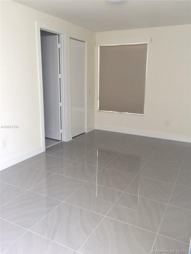 LANDMARK - Residential Lease