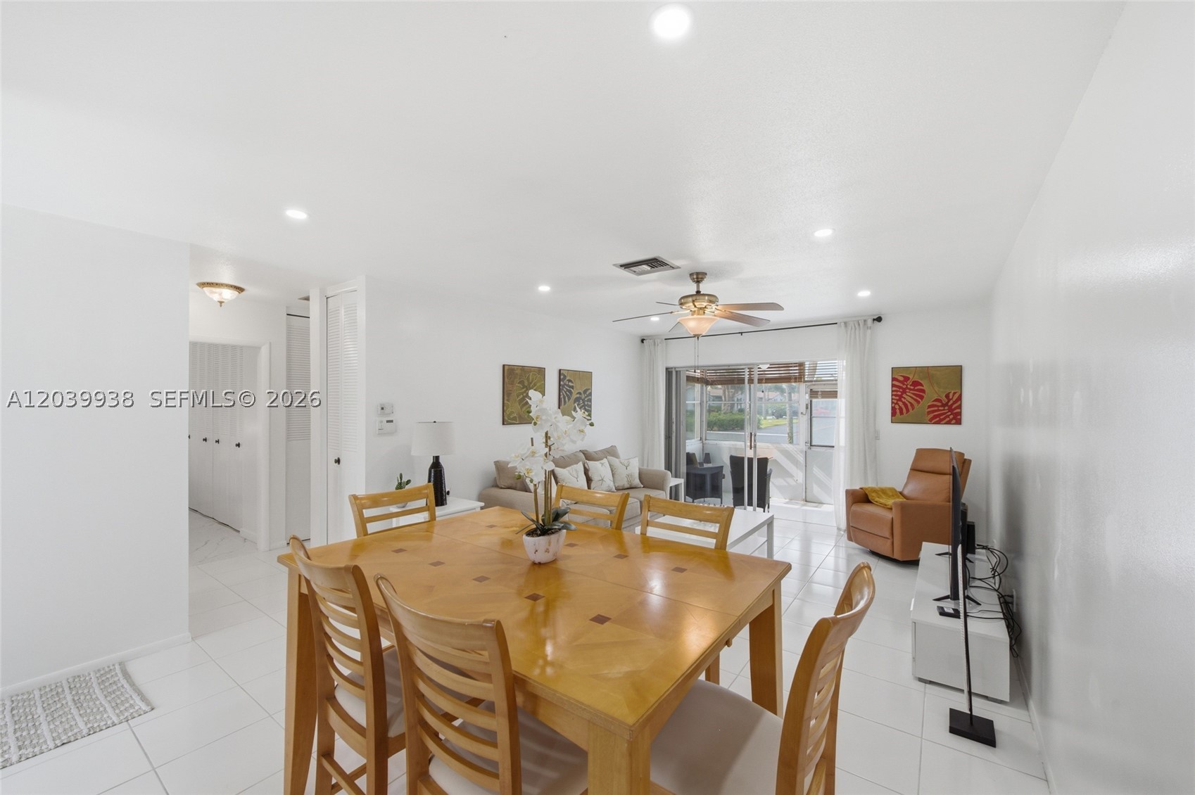 CRESTHAVEN VILLAS 14 COND - Residential
