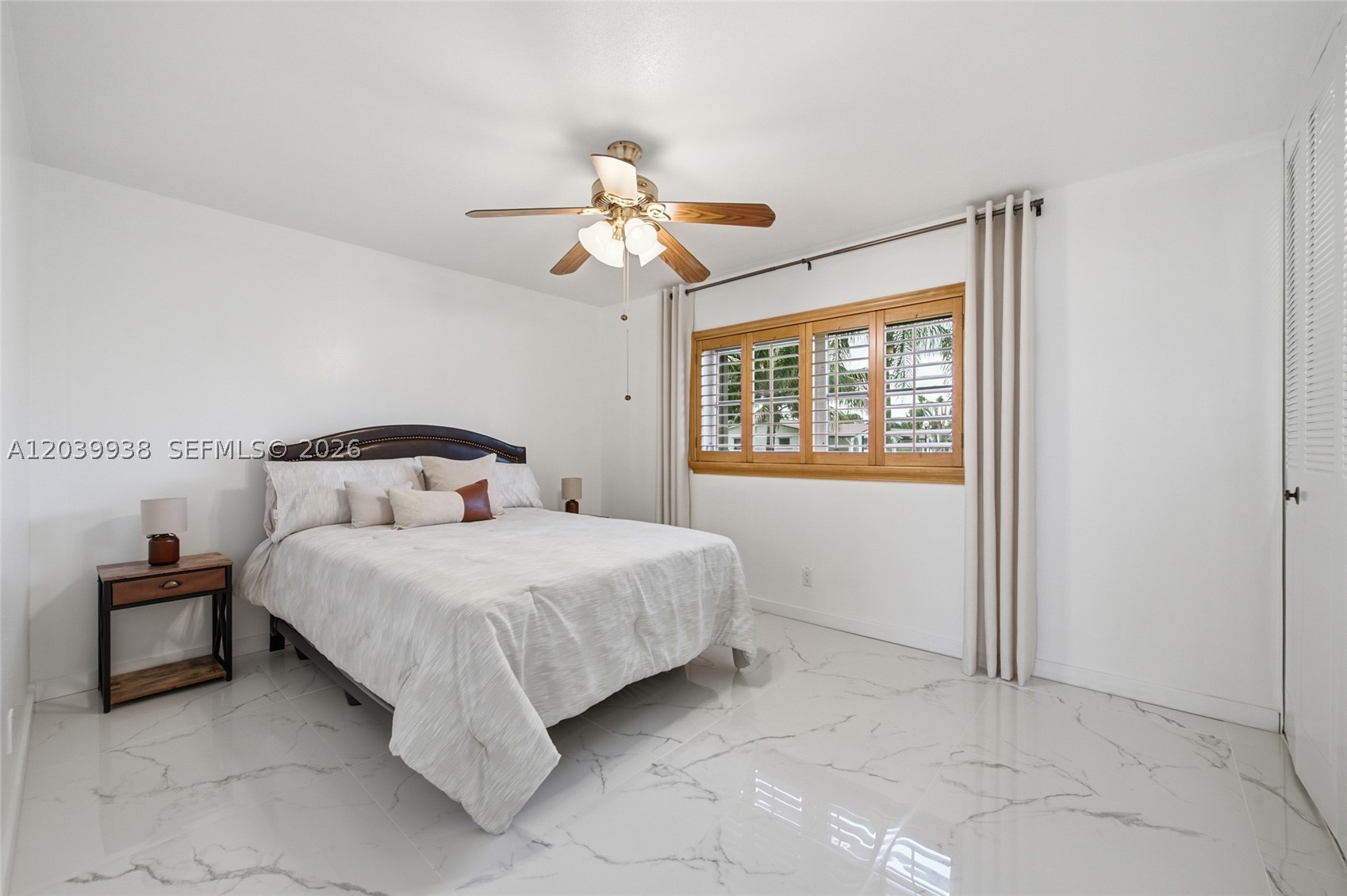 CRESTHAVEN VILLAS 14 COND - Residential