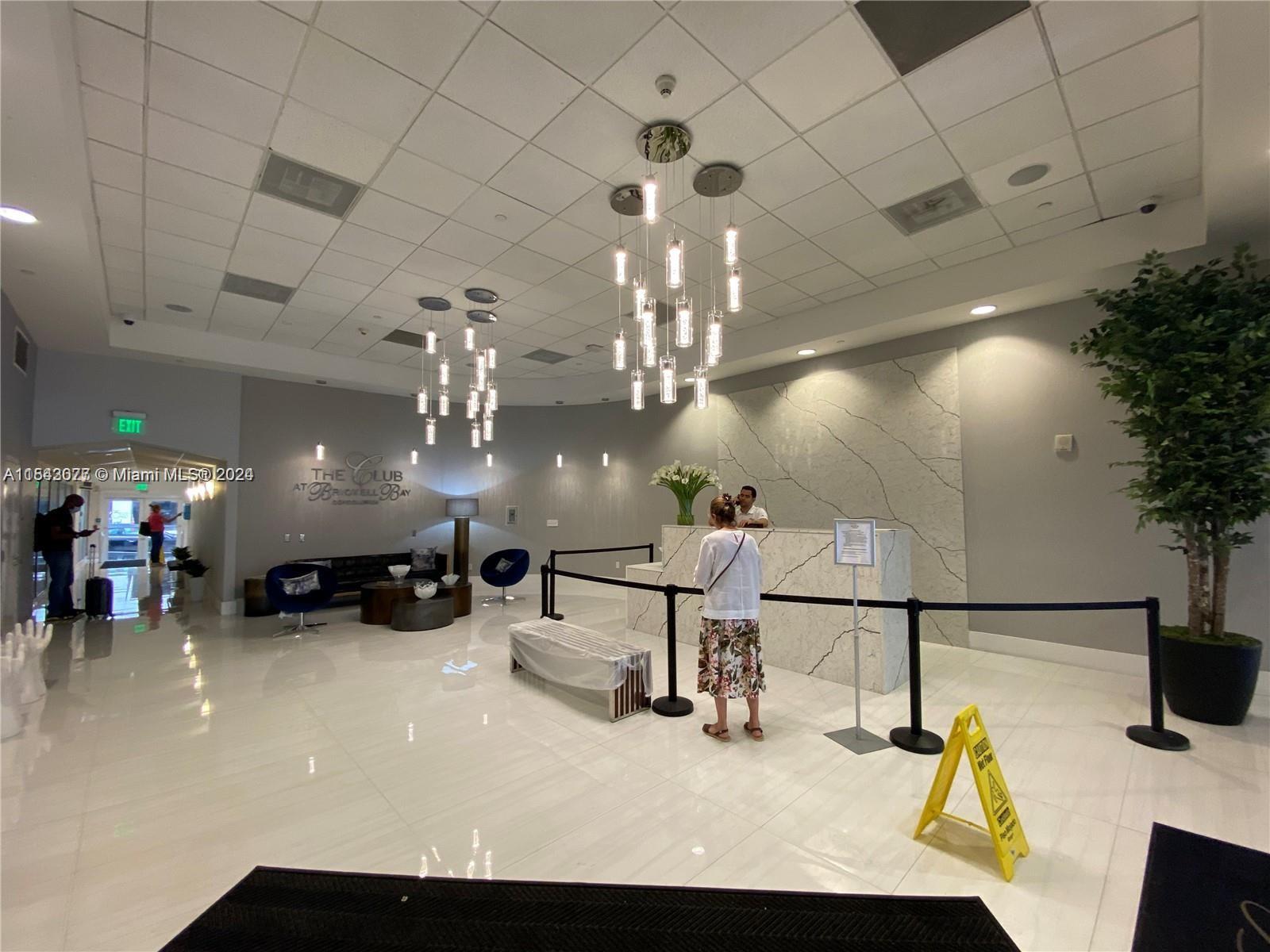 THE CLUB AT BRICKELL BAY - Residential