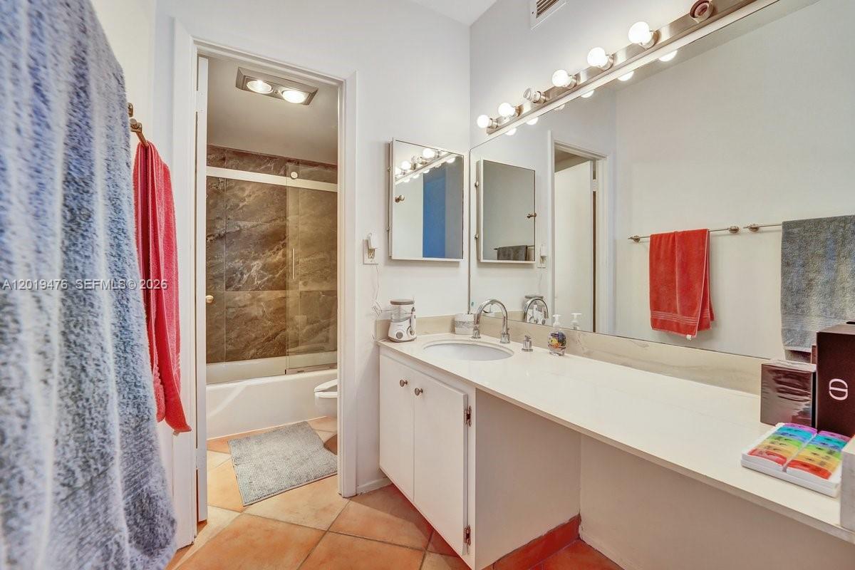 HEMISPHERES CONDO - Residential