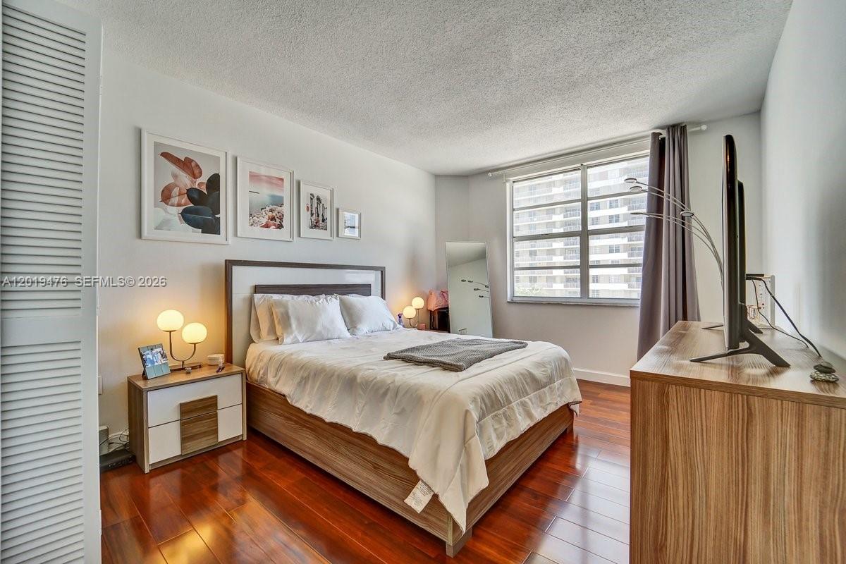 HEMISPHERES CONDO - Residential