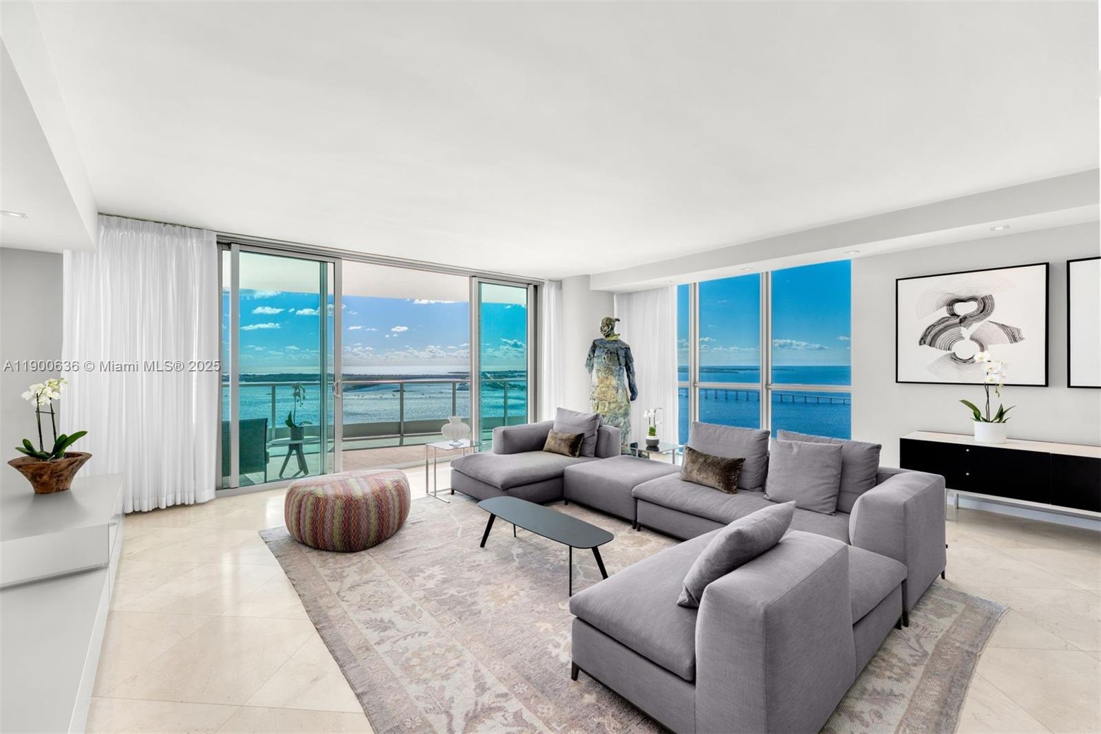 JADE BRICKELL RESIDENCES - Residential