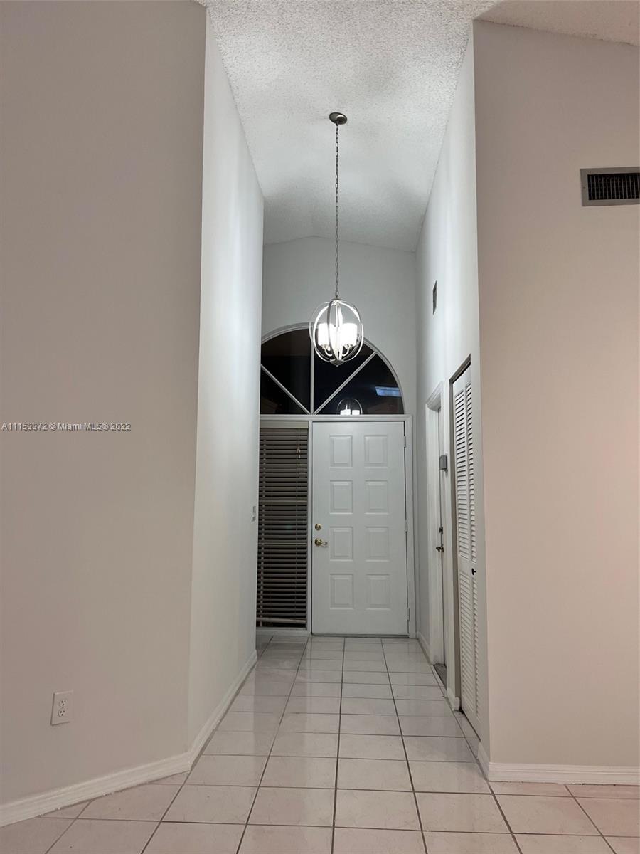 SHENANDOAH - Residential Lease