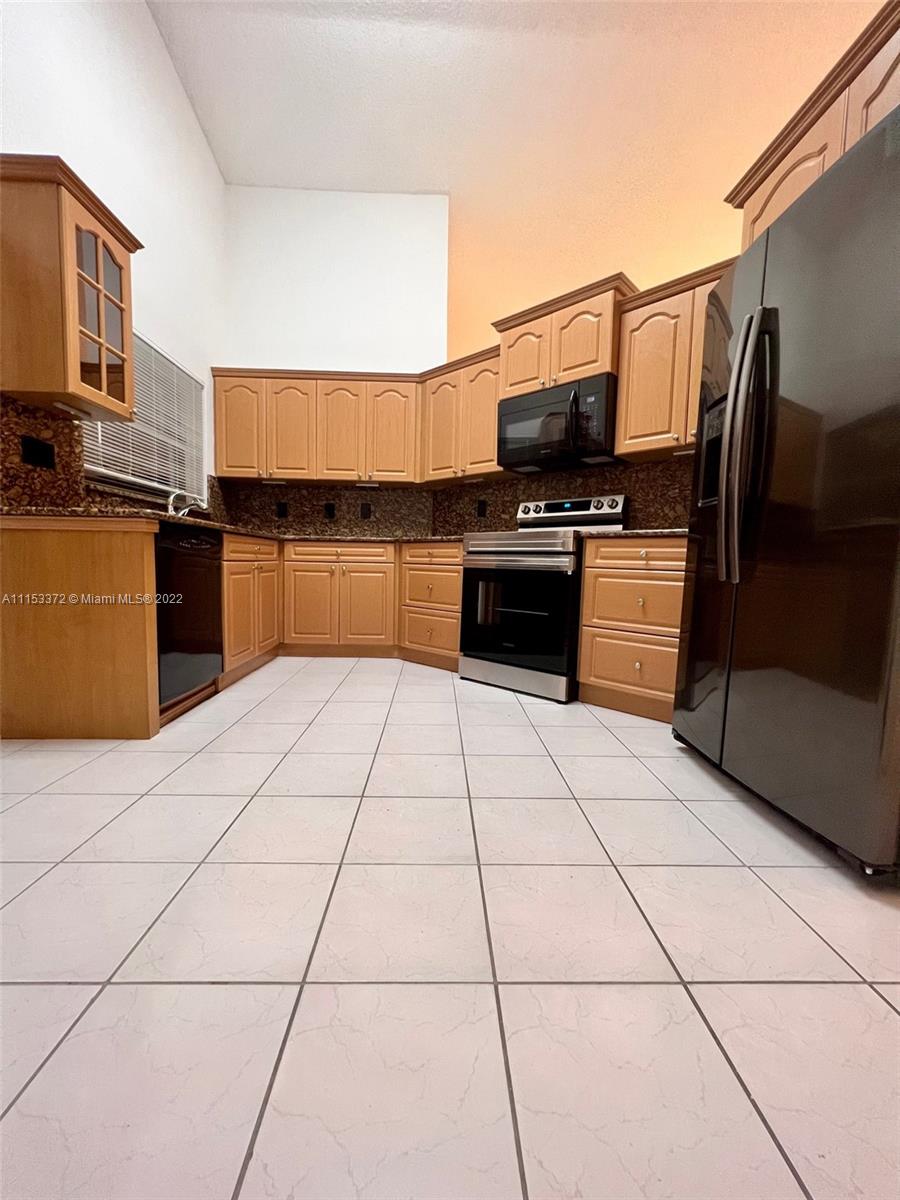 SHENANDOAH - Residential Lease