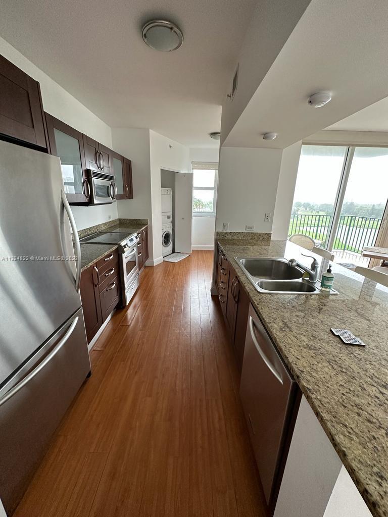 Turnberry Village - Residential
