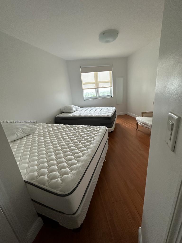 Turnberry Village - Residential