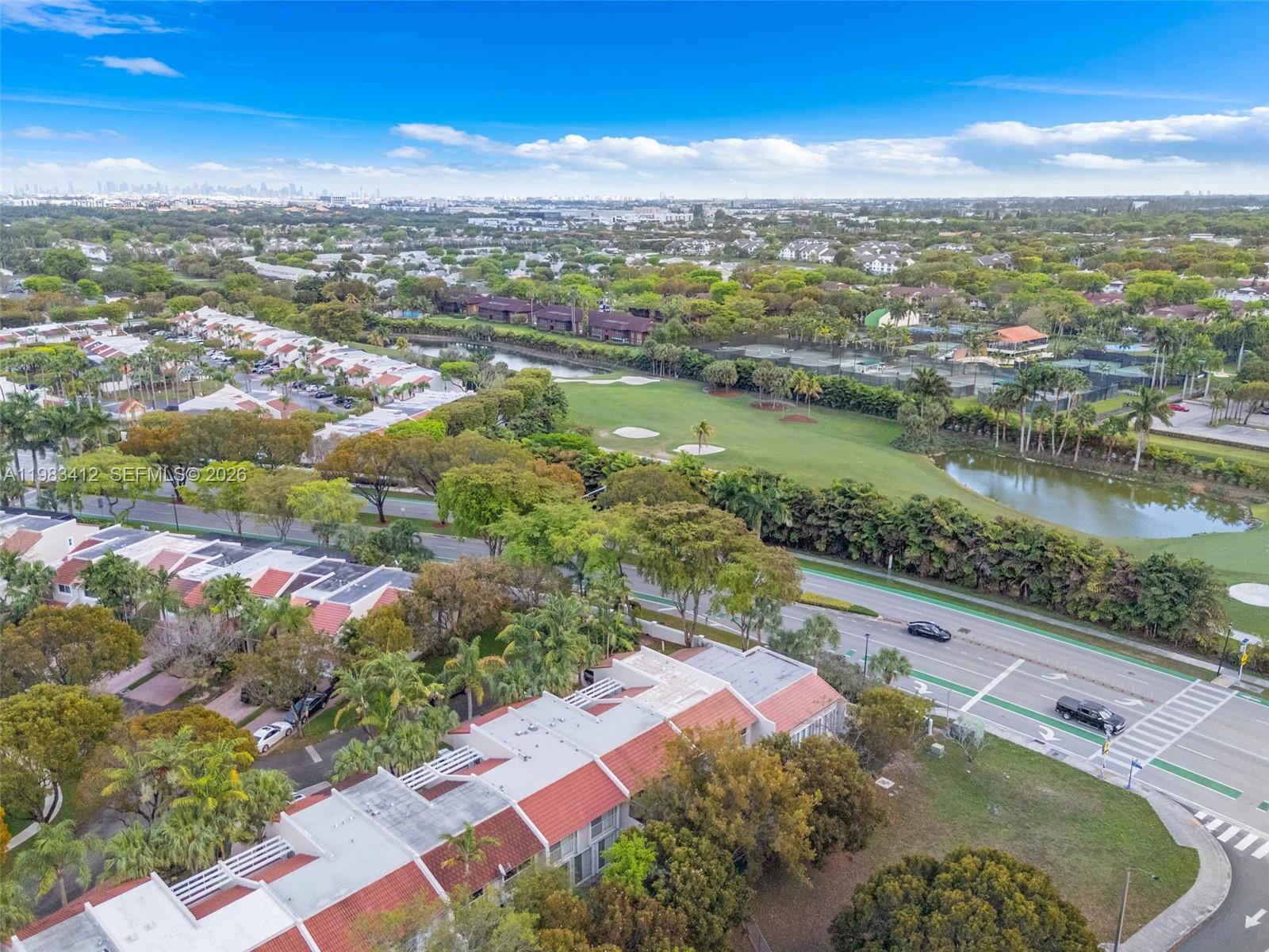 DORAL GREENS - Residential