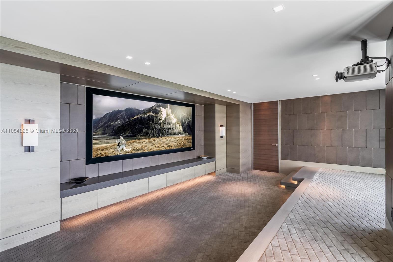 REGALIA CONDO - Residential